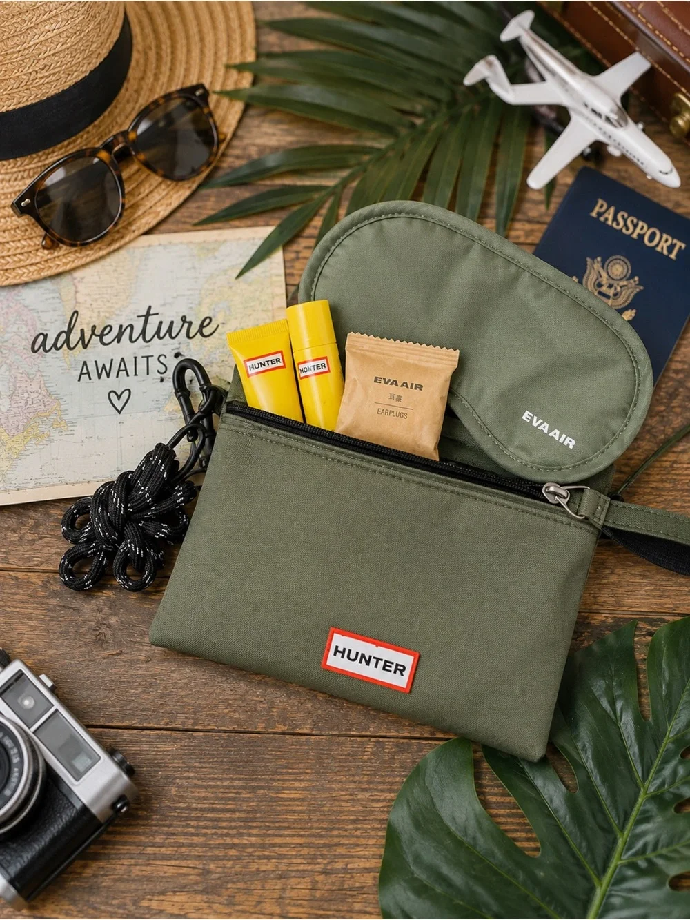 Hunter x EVA Air Olive Green Crossbody Travel Amenity Pouch Set NWOT